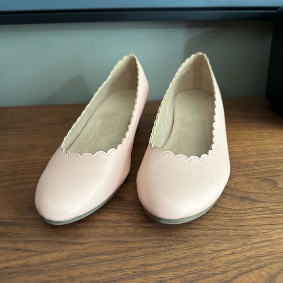 Blush wedge shoes US10 - Picture 2 of 5